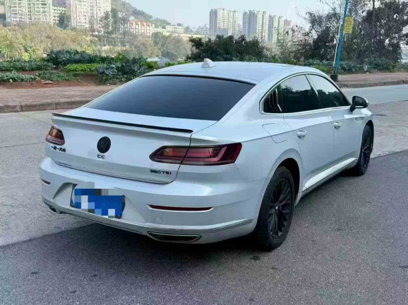 泉州19年大众cc8