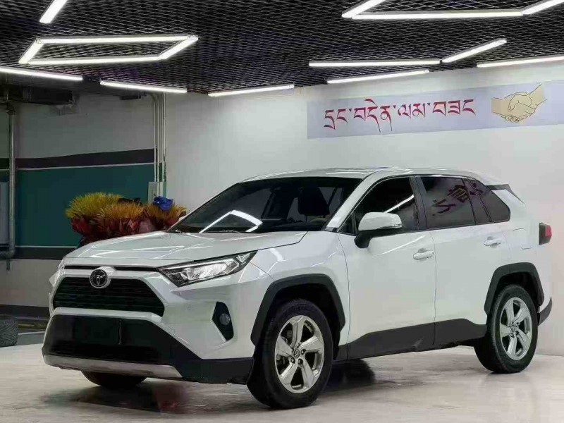 广元22年丰田rav4荣放2