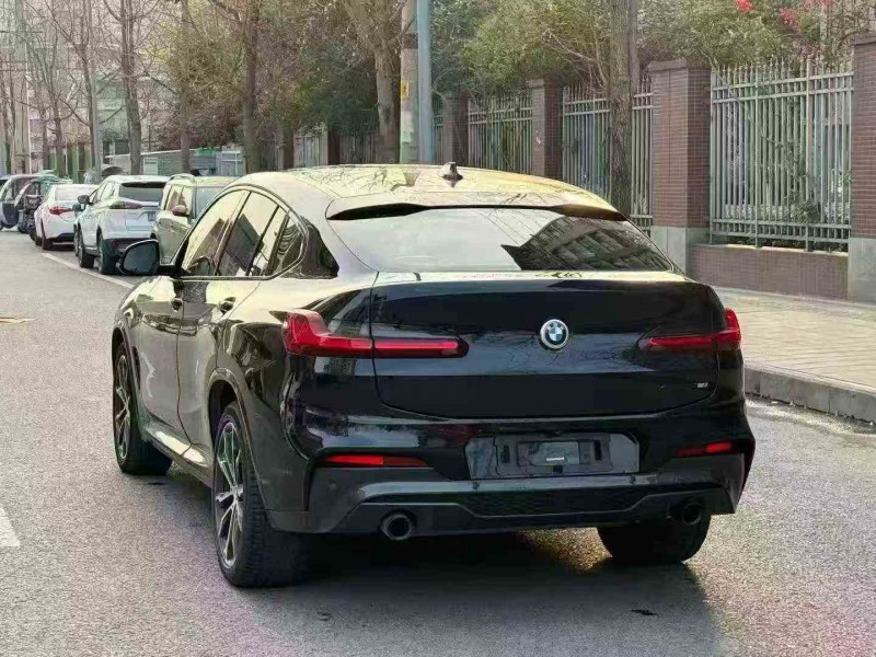 德阳21年宝马x47