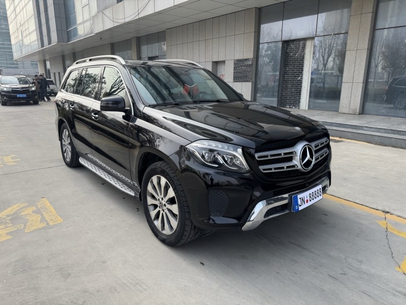 济宁17年奔驰gls4