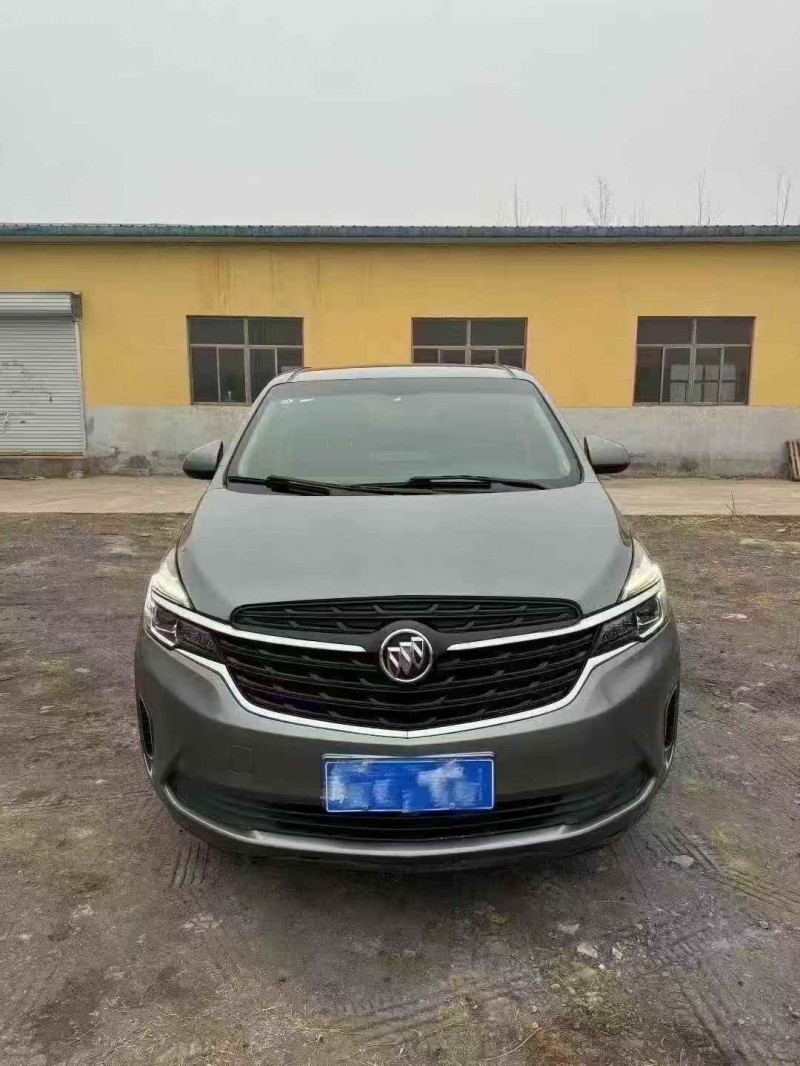 济宁22年别克gl81
