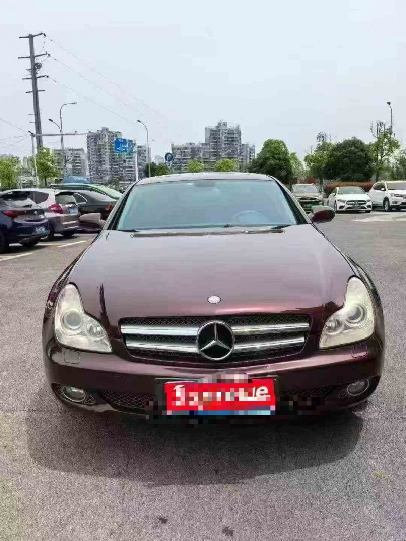 吉安10年奔驰cls1