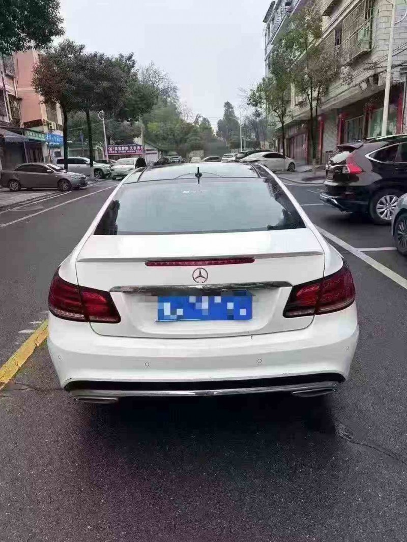 益阳17年奔驰e8