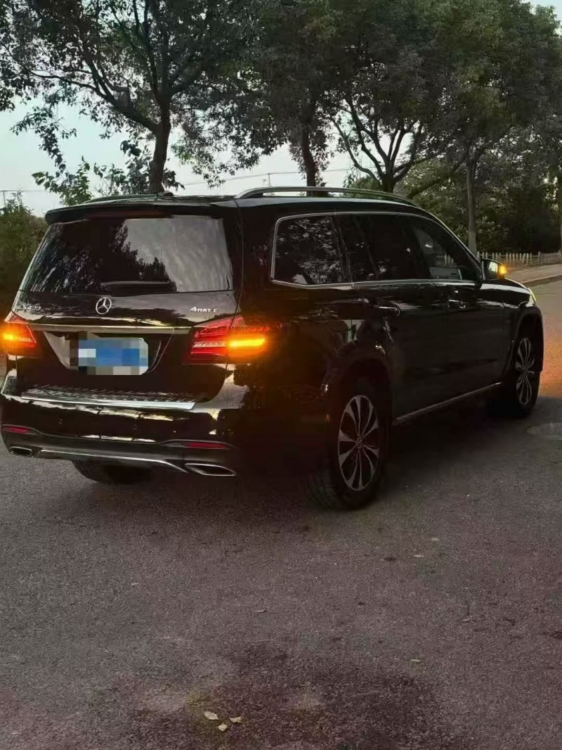上海19年奔驰gls7