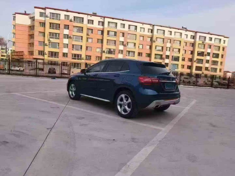 大庆19年奔驰gla3