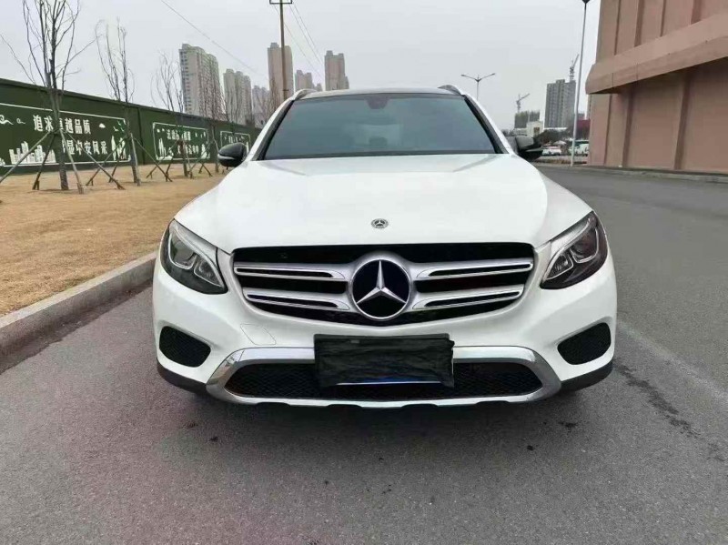 济宁19年奔驰glc1
