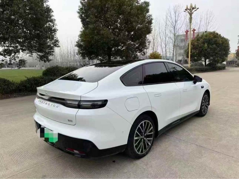 淮安25年零跑汽车c019