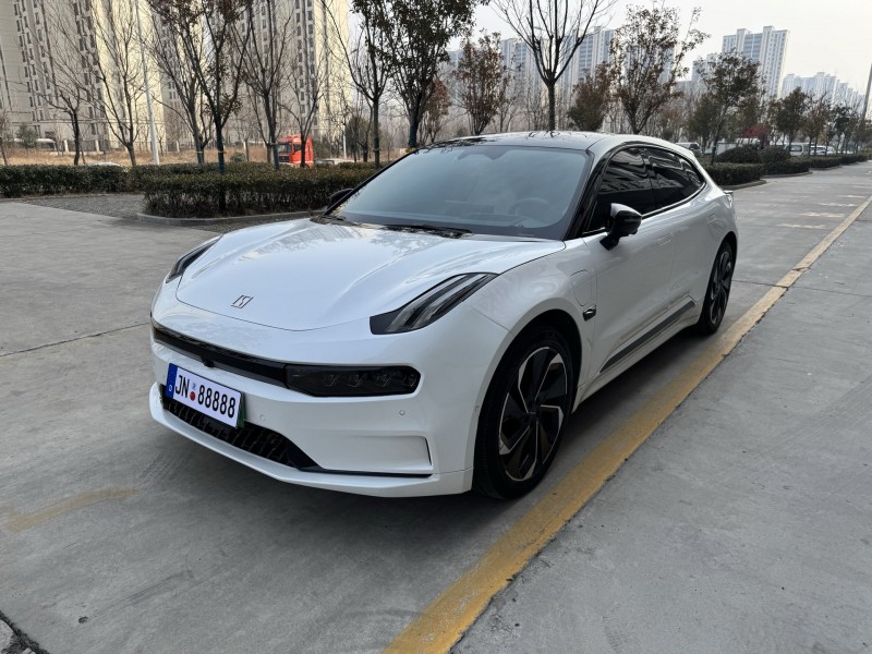 济宁23年极氪汽车0012