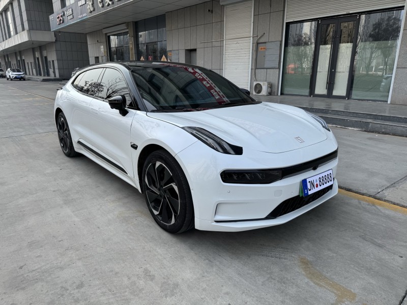 济宁23年极氪汽车0013