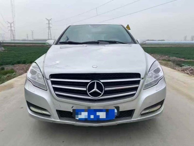 东营10年奔驰r1