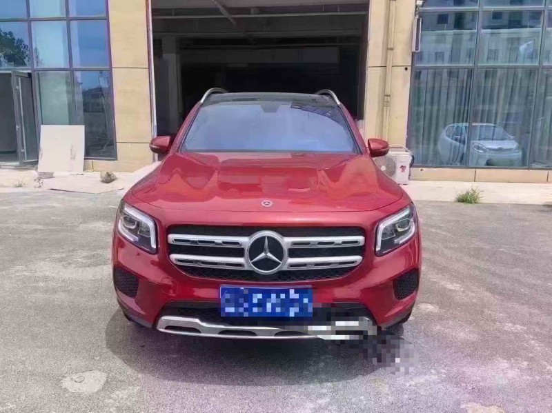 东营22年奔驰glb1