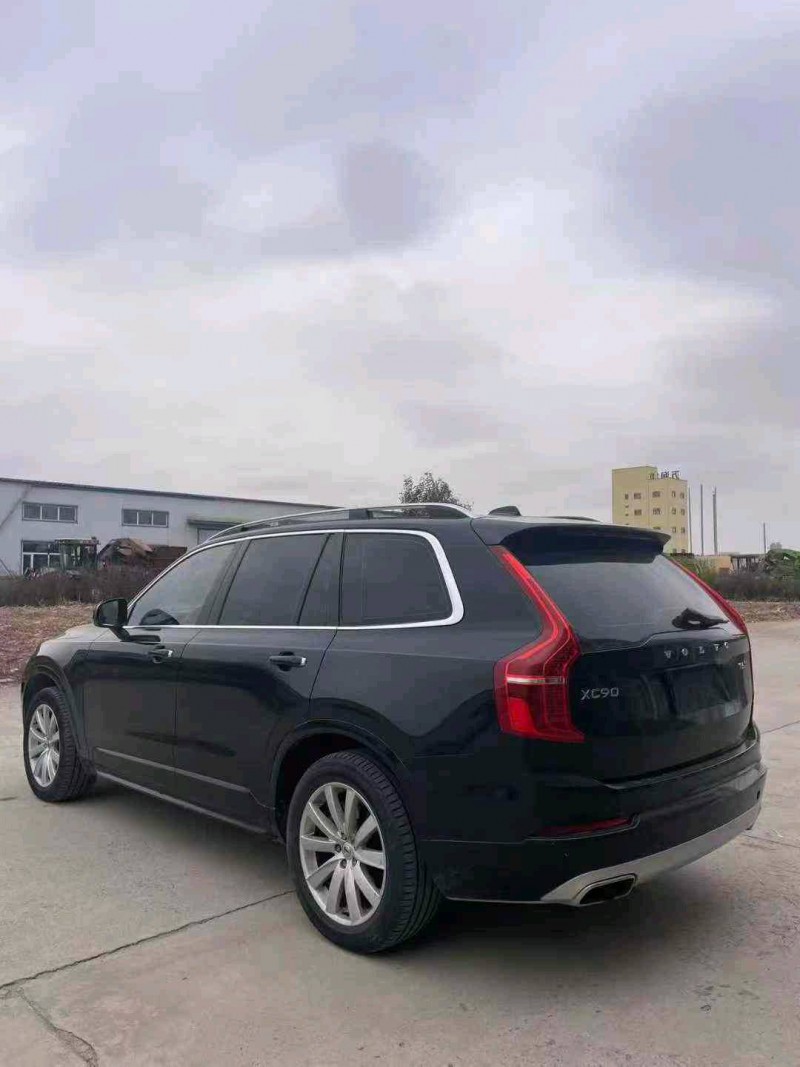 哈尔滨19年沃尔沃xc907