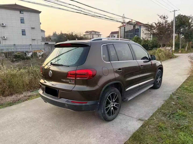 温州14年大众途观8
