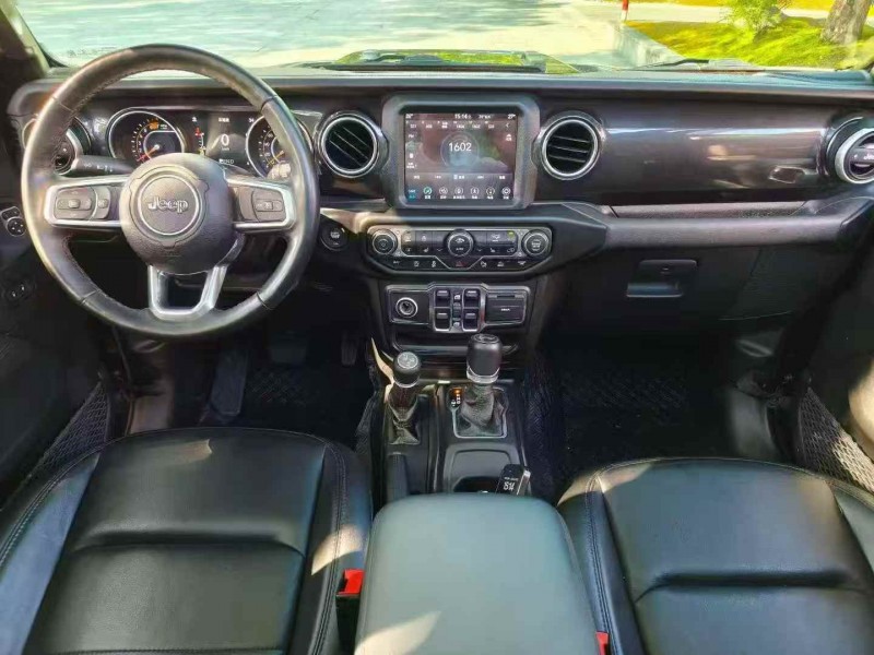 上海22年jeep牧马人3