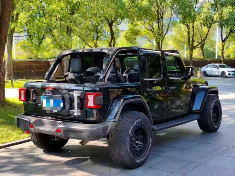 上海22年jeep牧马人5