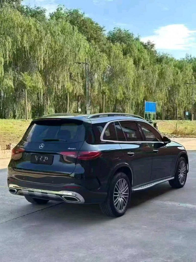 长治24年奔驰glc8