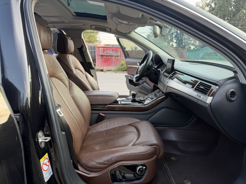 济宁14年奥迪a8l8